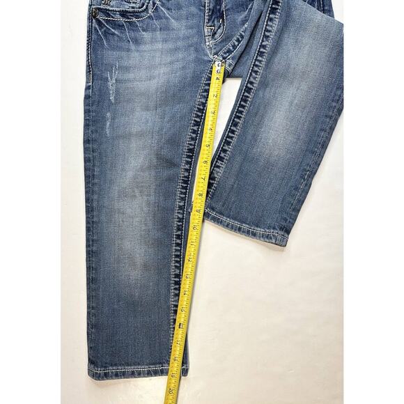 Miss Me Capri Jeans 25 Lowrise Denim Aztec Embroidery/Rhinestones/Studs Distress - Picture 7 of 9